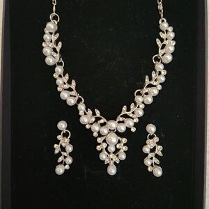 Silver And Pearl Statement Necklace And Matching Earring Set - New